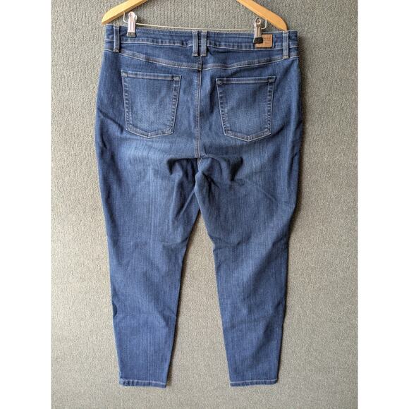 LL Bean Pull On Jeans Womens 18 Skinny Leg Favorite BeanFlex Stretch Denim - Picture 7 of 12